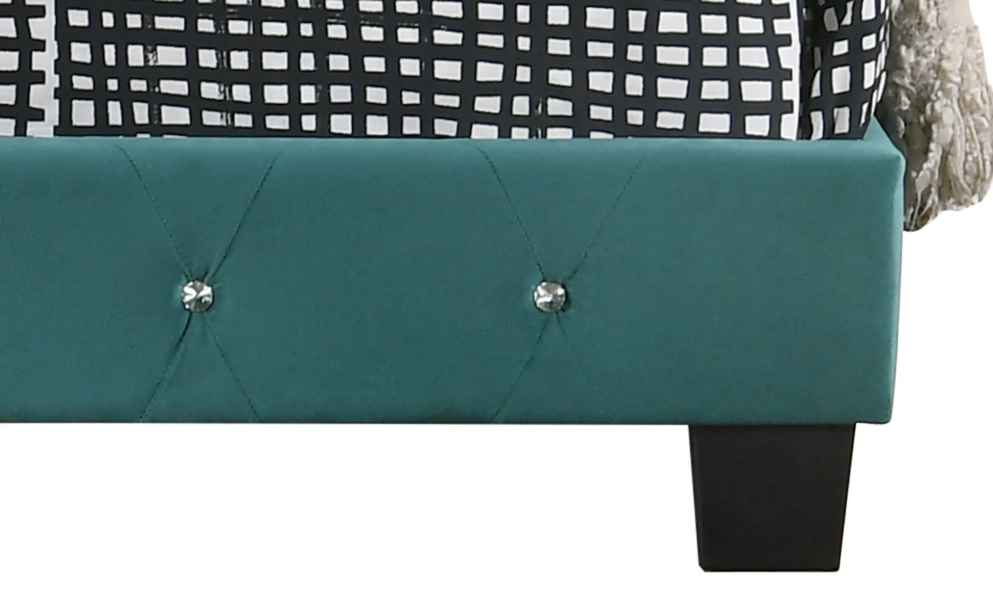 726-luxurious-upholstered-bed-36.webp Luxurious Upholstered Bed