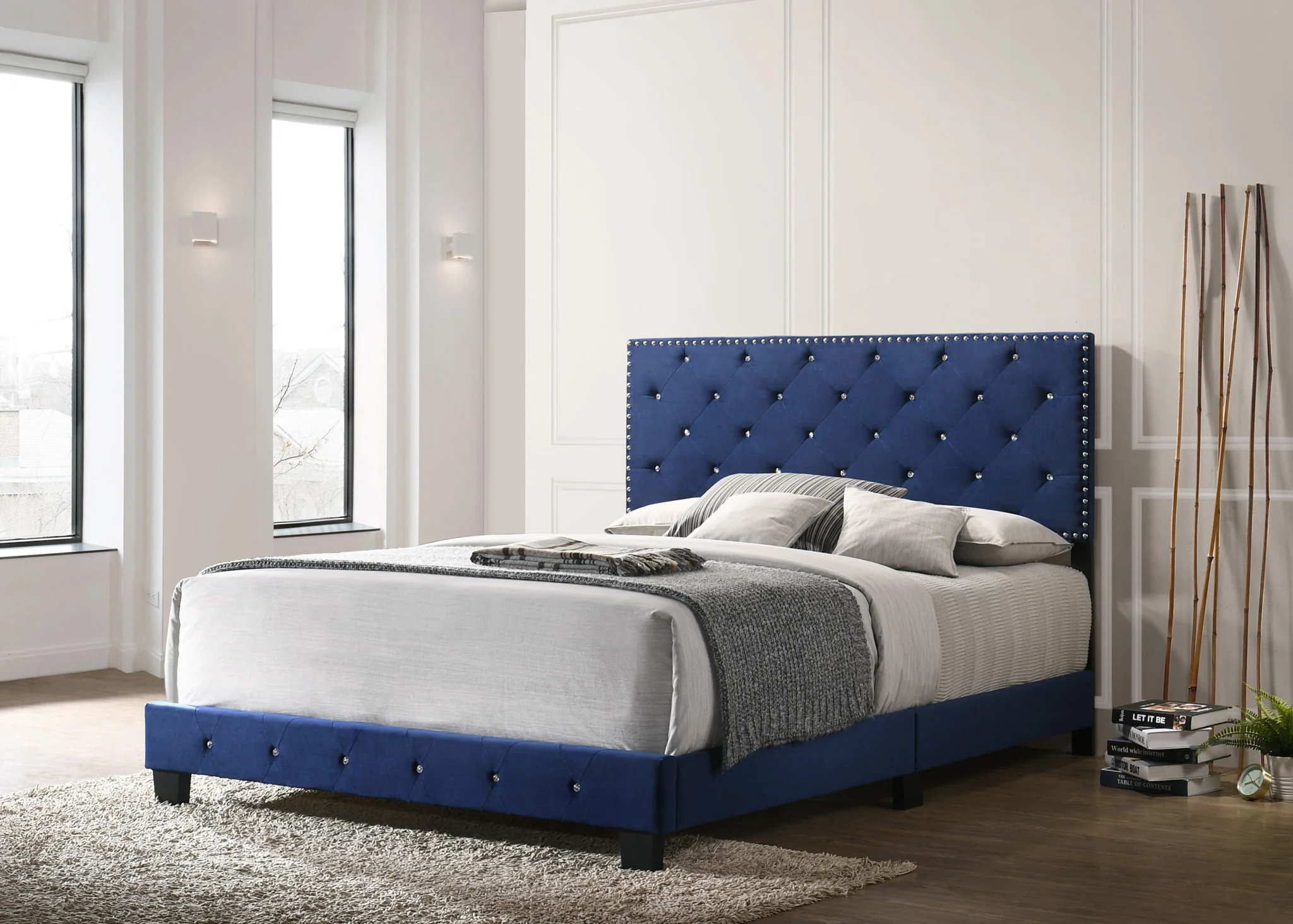 726-luxurious-upholstered-bed-9.webp Luxurious Upholstered Bed