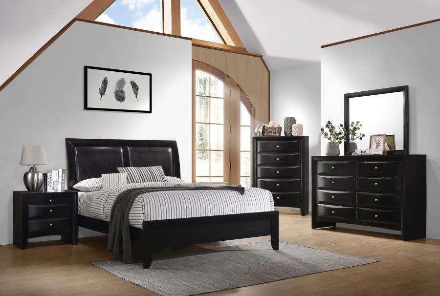 Briana - 8-Drawer Dresser
