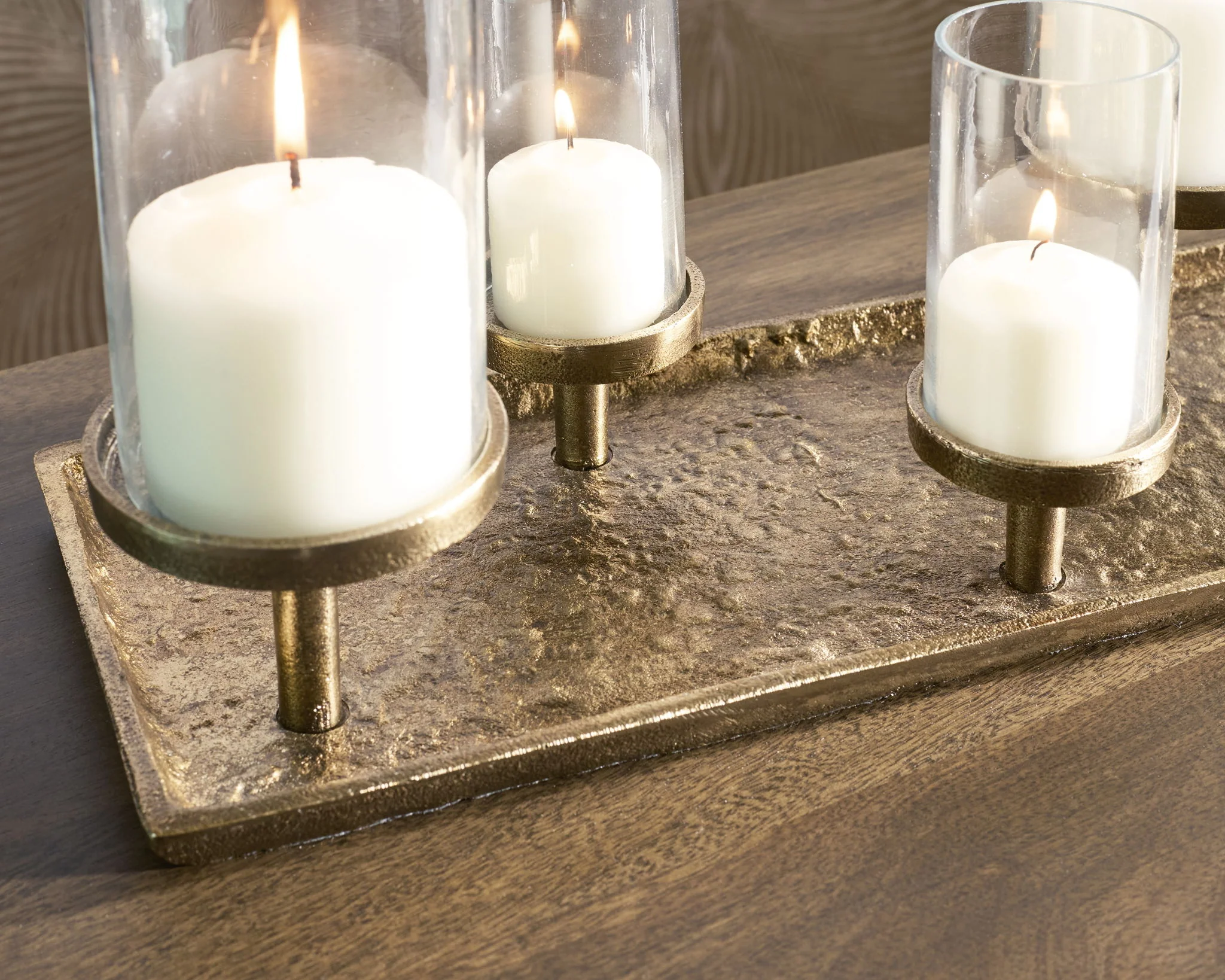 7739-wallmond-candle-holder-antique-brass-finish-2.webp Wallmond - Candle Holder - Antique Brass Finish