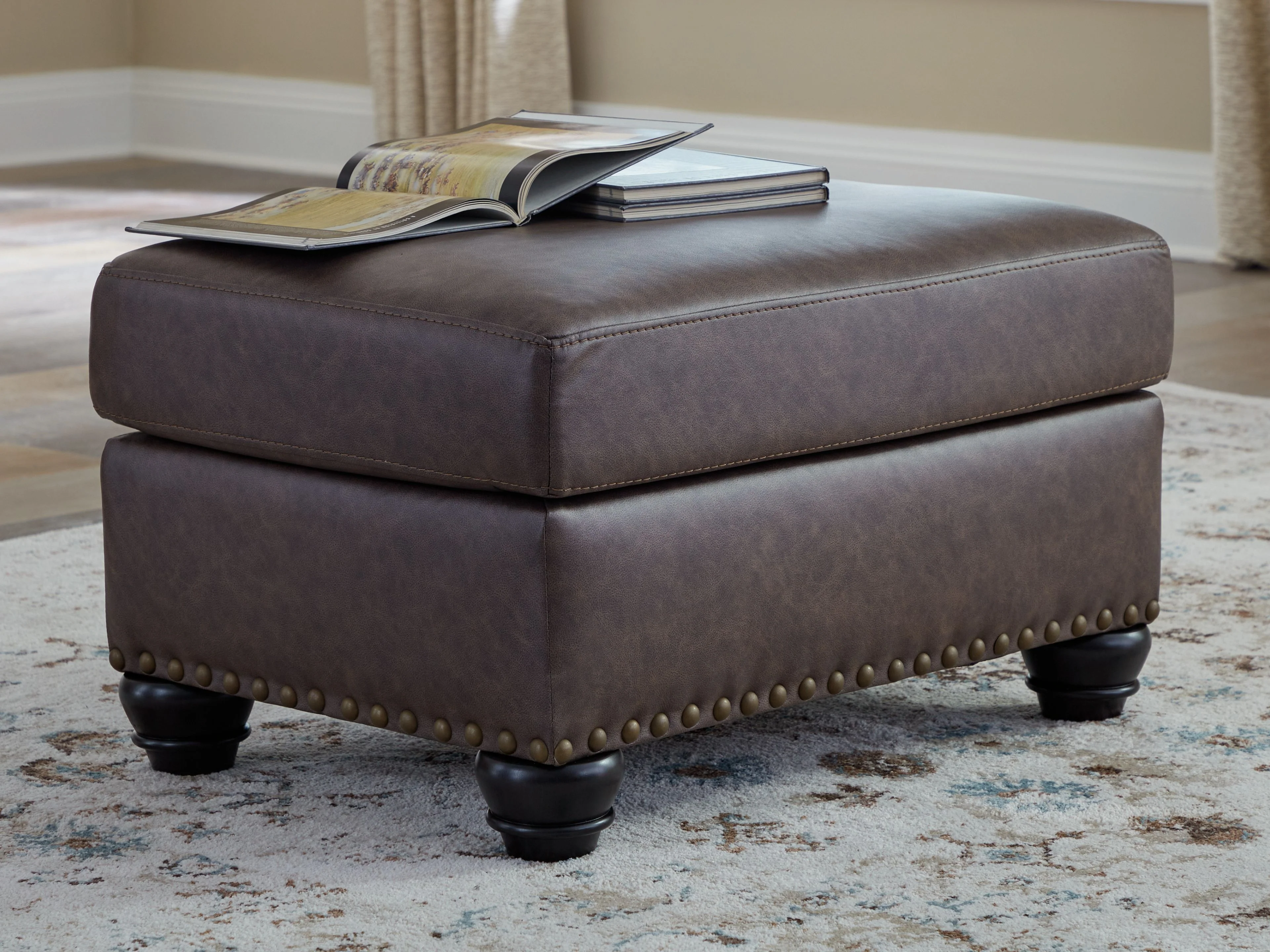Roxmere - Ottoman - Umber