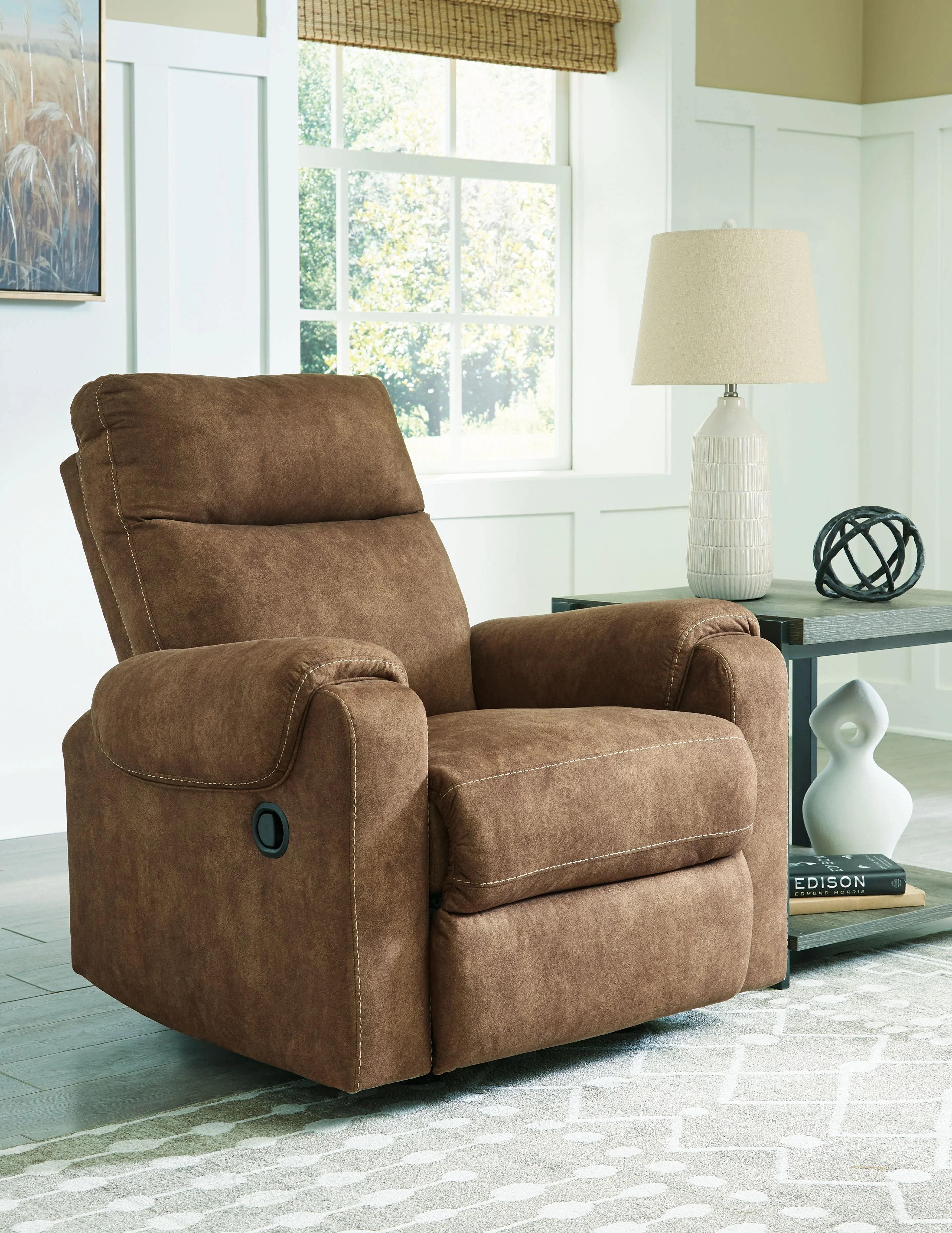 8033-edenwold-rocker-recliner-brindle-4.webp Edenwold - Rocker Recliner - Brindle