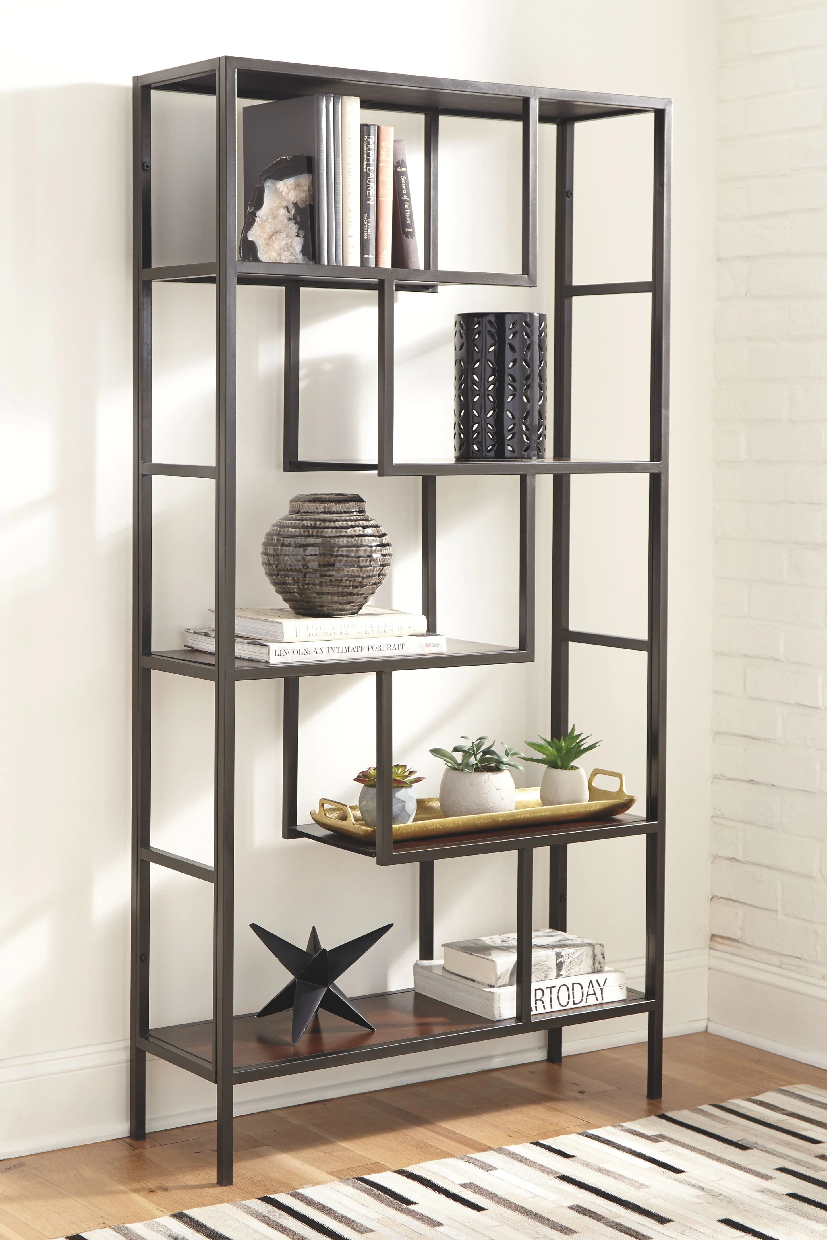8136-frankwell-bookcase-3.webp Frankwell - Bookcase