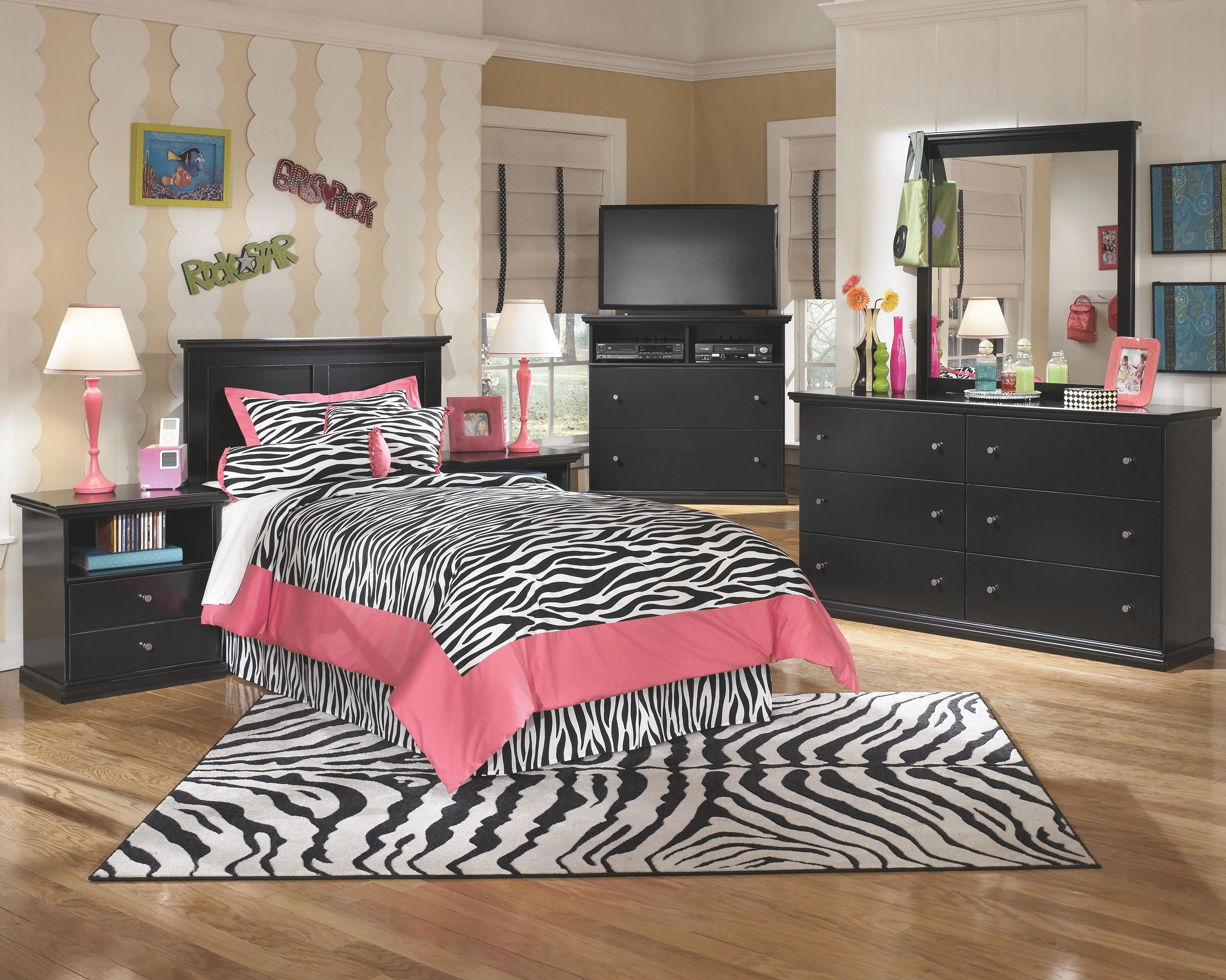 8162-maribel-one-drawer-night-stand-black-3.webp Maribel - One Drawer Night Stand - Black