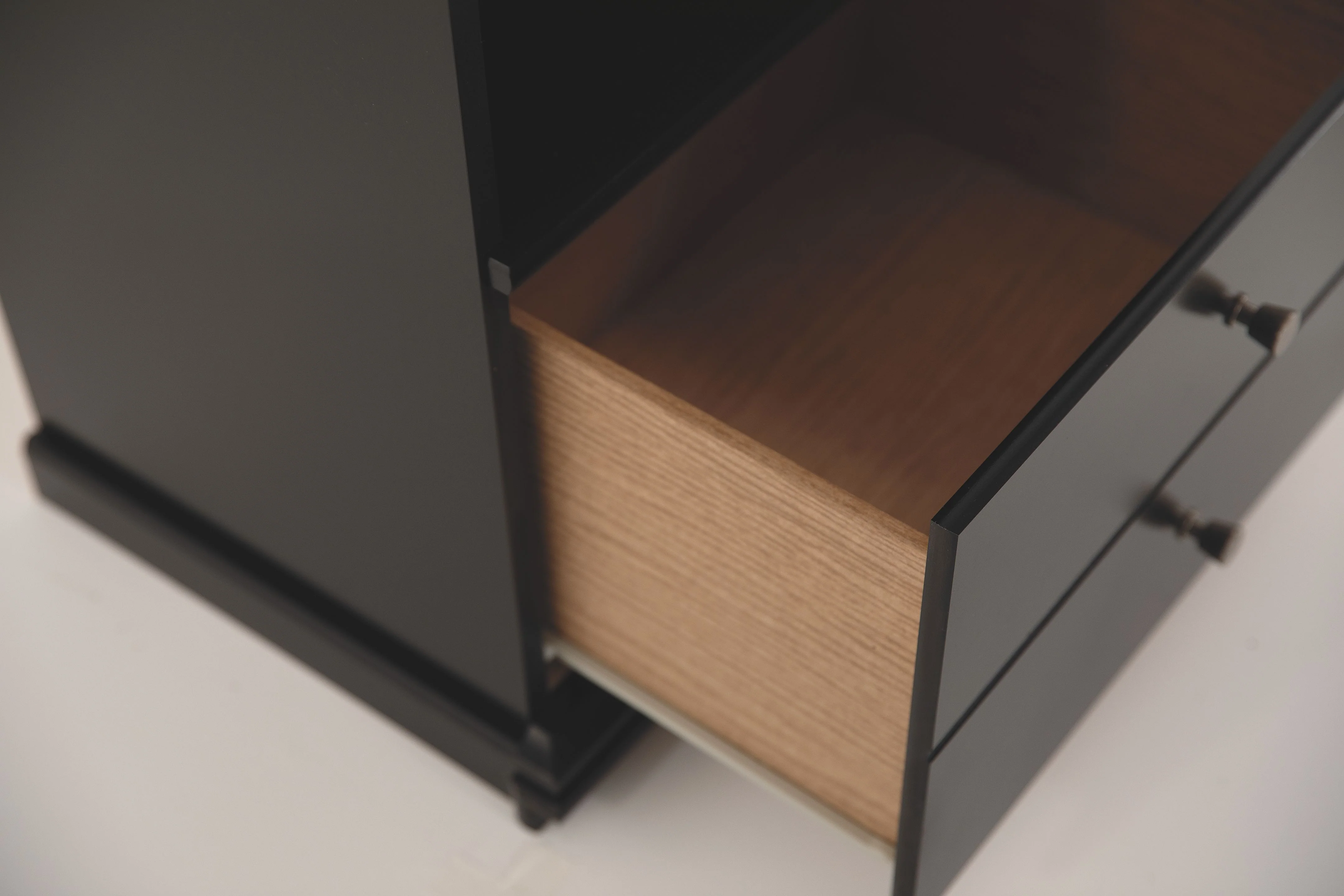 8162-maribel-one-drawer-night-stand-black-8.webp Maribel - One Drawer Night Stand - Black