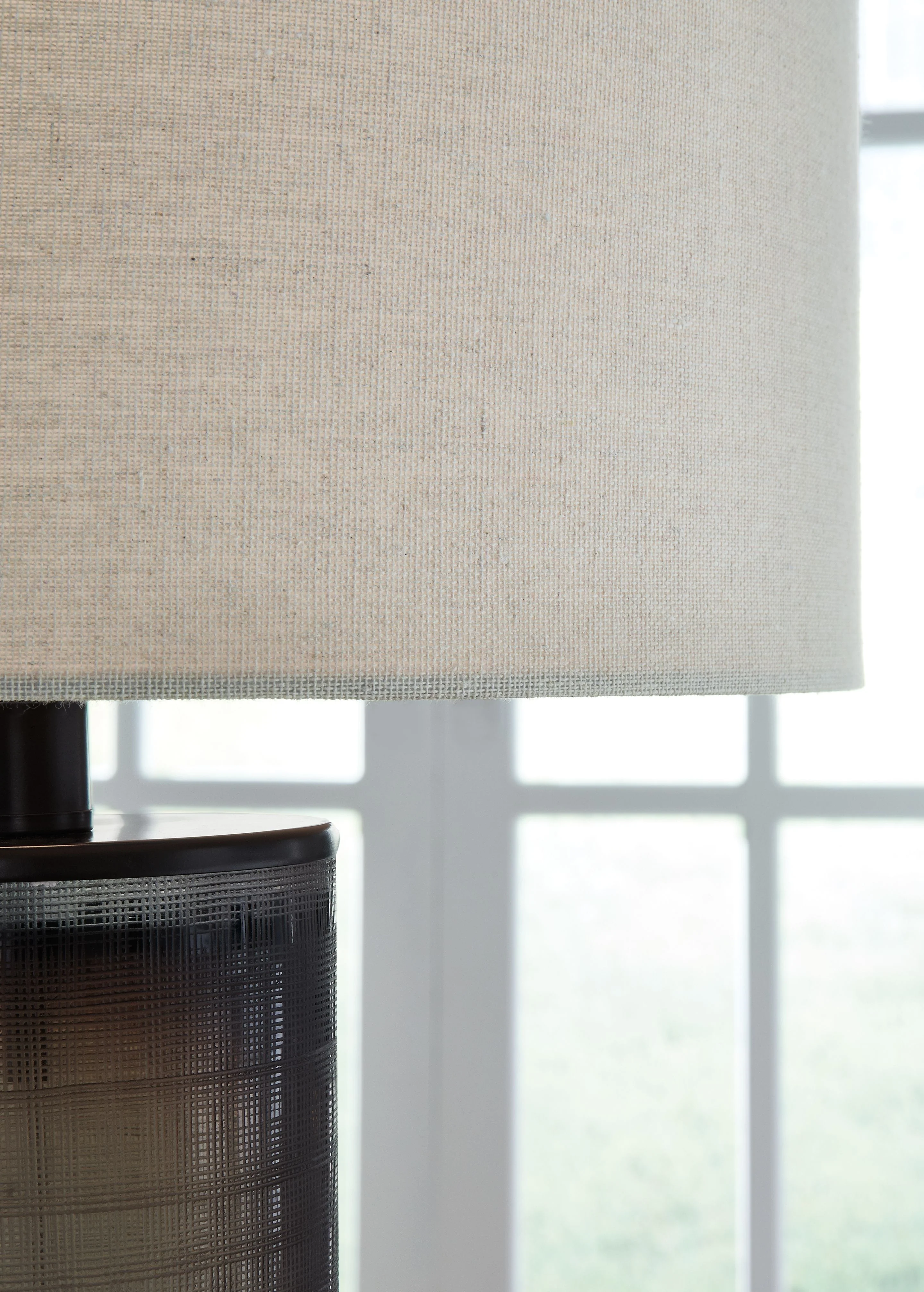 8208-dingerly-glass-table-lamp-brown-5.webp Dingerly - Glass Table Lamp - Brown