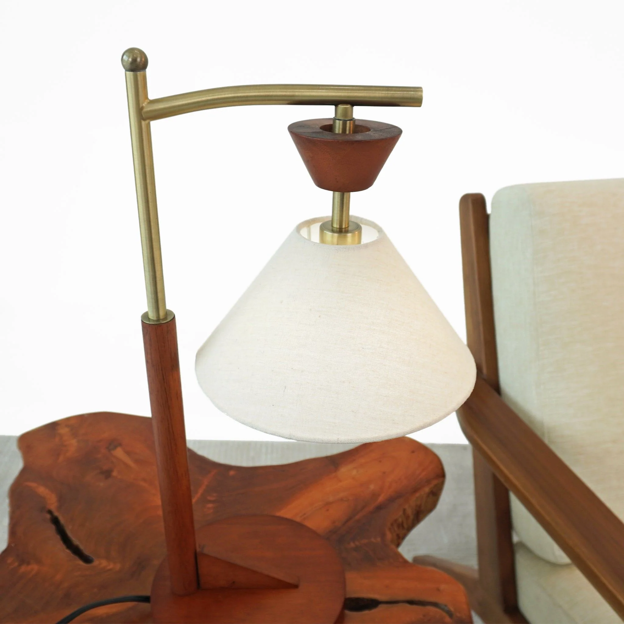 8271-nightstand-desk-lamp-with-cone-shade-for-eye-protection-brown-5.webp Nightstand Desk Lamp With Cone Shade For Eye Protection - Brown