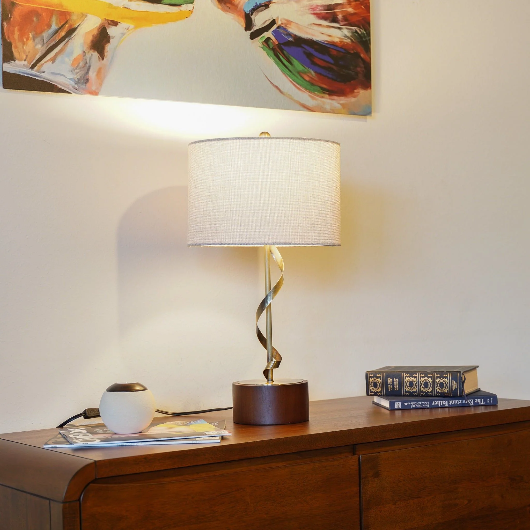 8275-nightstand-desk-lamp-with-twisted-base-white-8.webp Nightstand Desk Lamp With Twisted Base - White