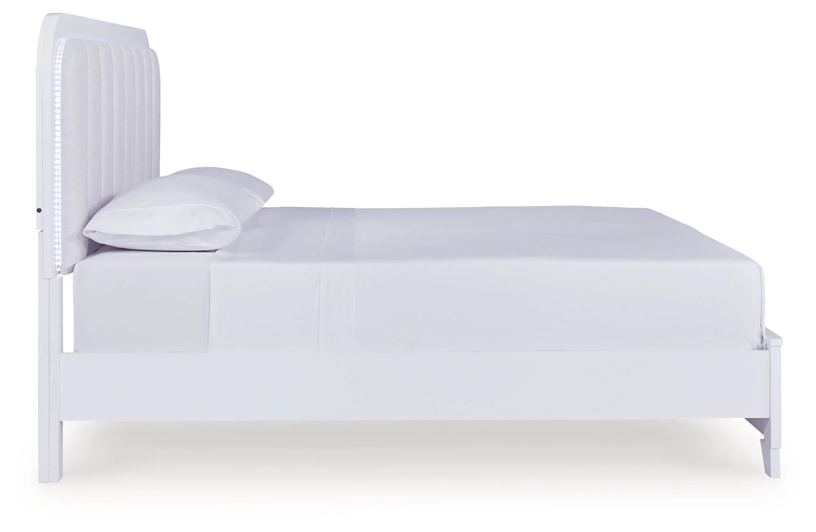 Jarlee - Upholstered Panel Bed
