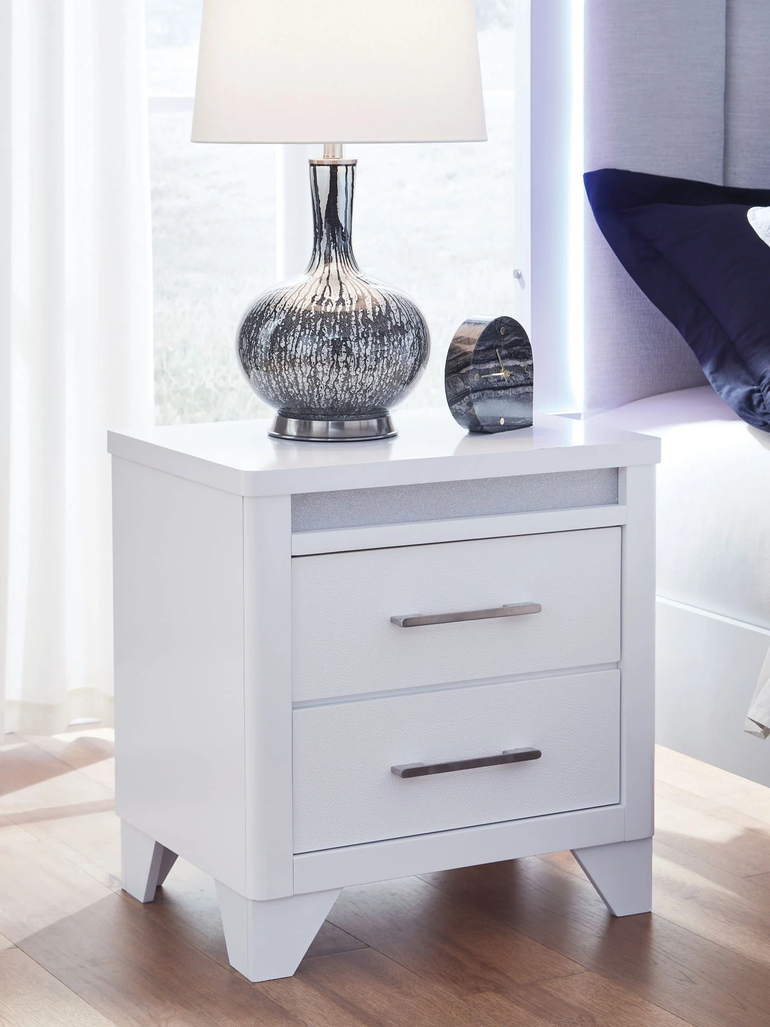 8336-jarlee-two-drawer-night-stand-white-6.webp Jarlee - Two Drawer Night Stand - White