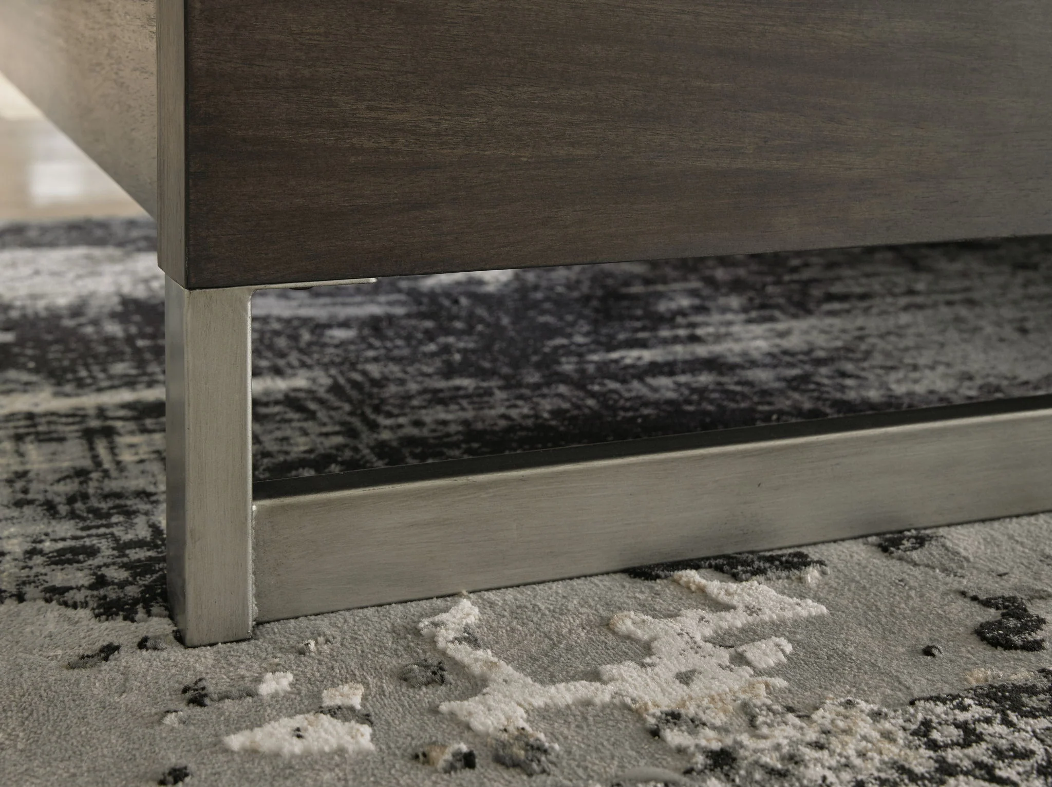 Arkenton - Panel Bed