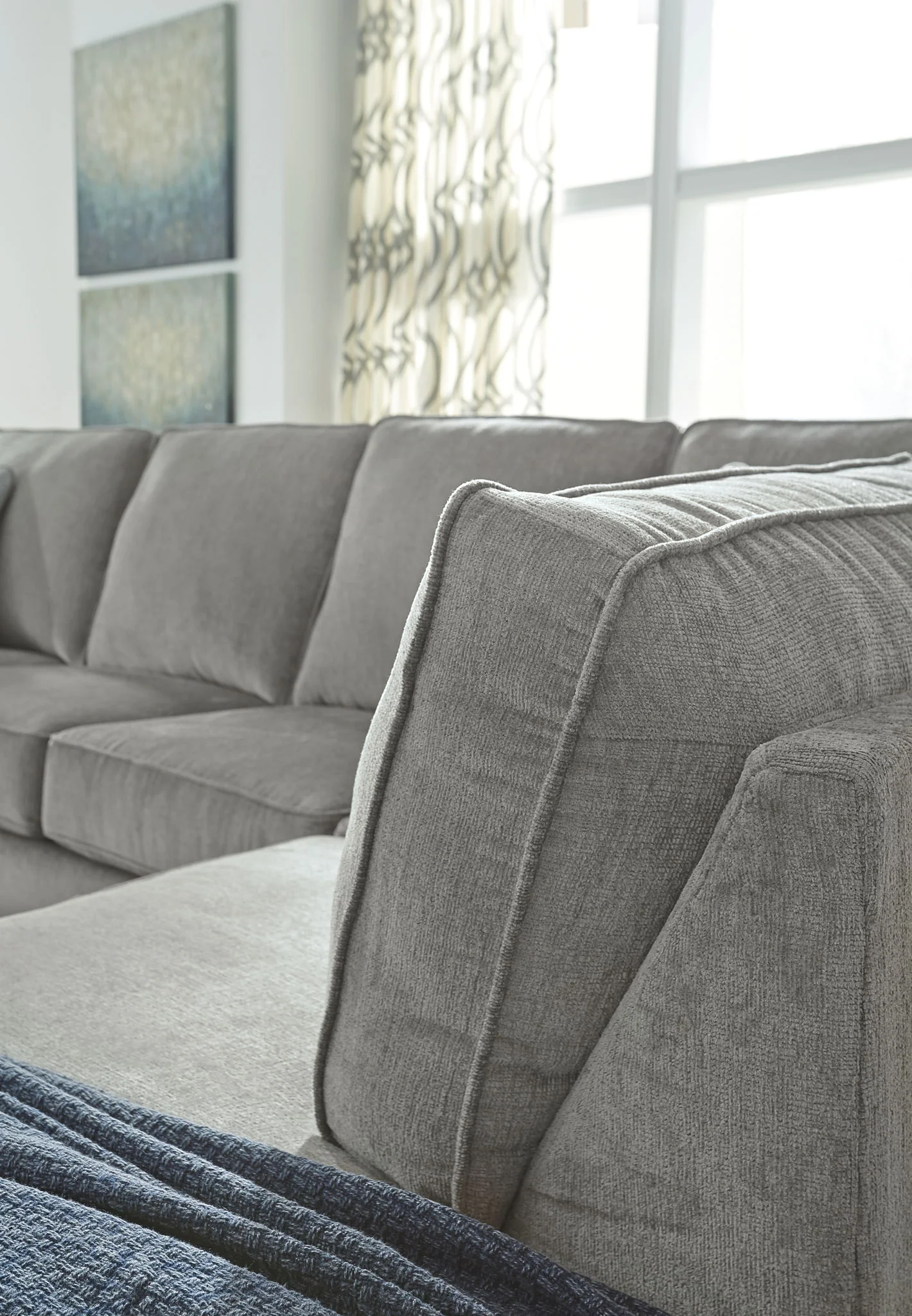 Altari - Sectional With Chaise