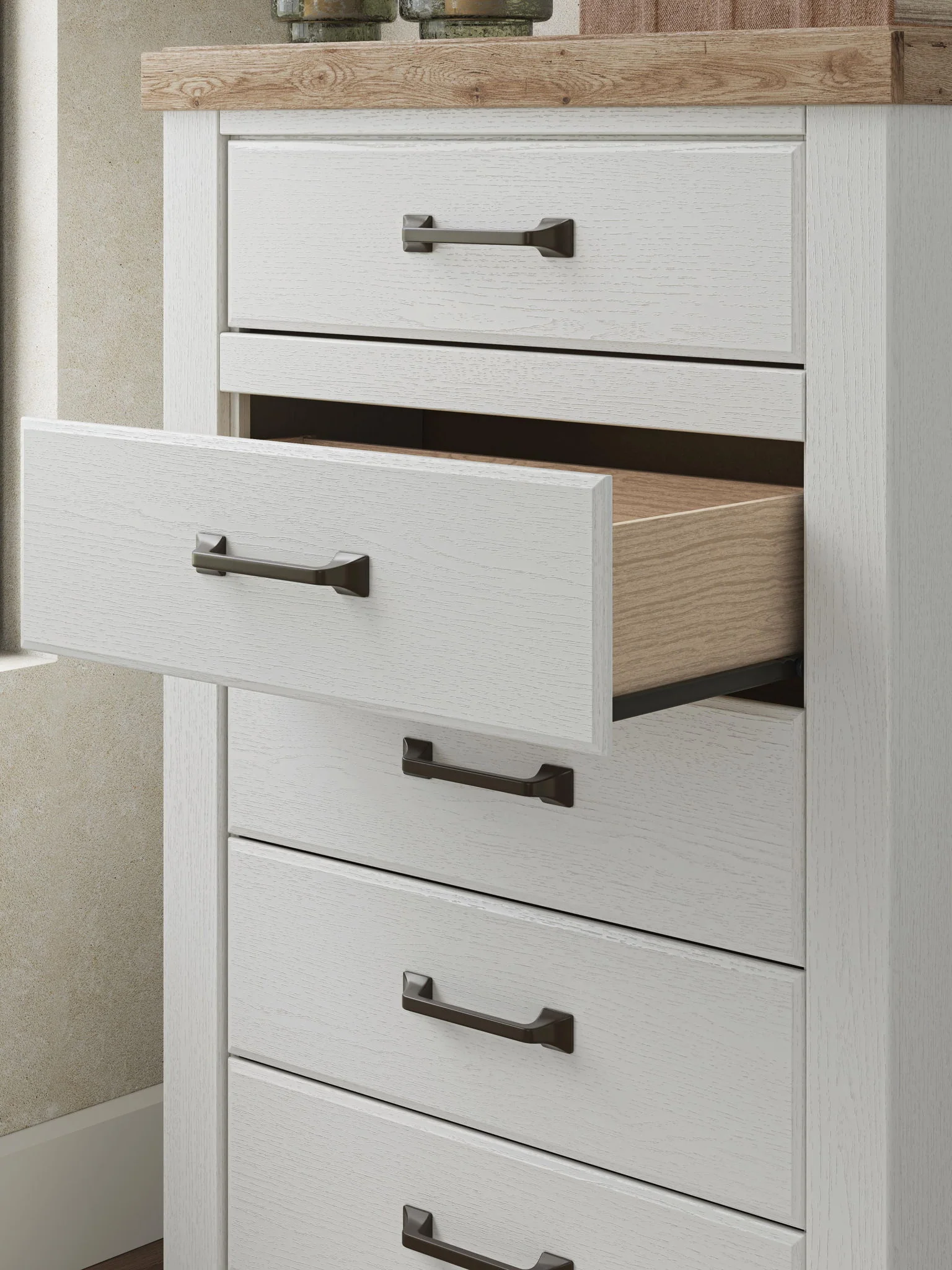 8600-savonport-five-drawer-chest-white-brown-7.webp Savonport - Five Drawer Chest - White / Brown