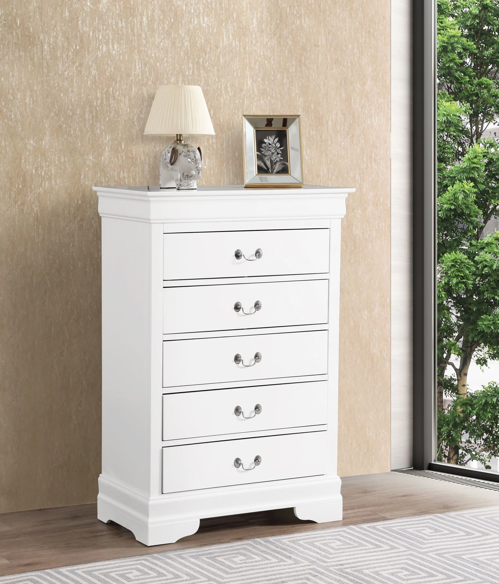 Louis Phillipe - Traditional Style Storage Chest Elegant