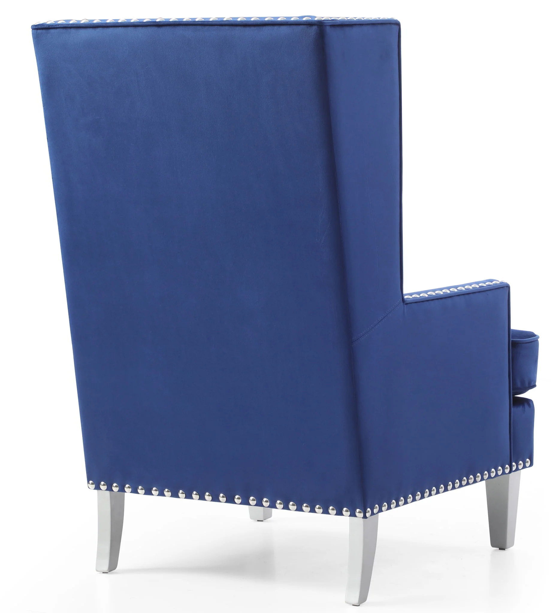 8695-elegant-traditional-accent-chair-7.webp Elegant Traditional Accent Chair