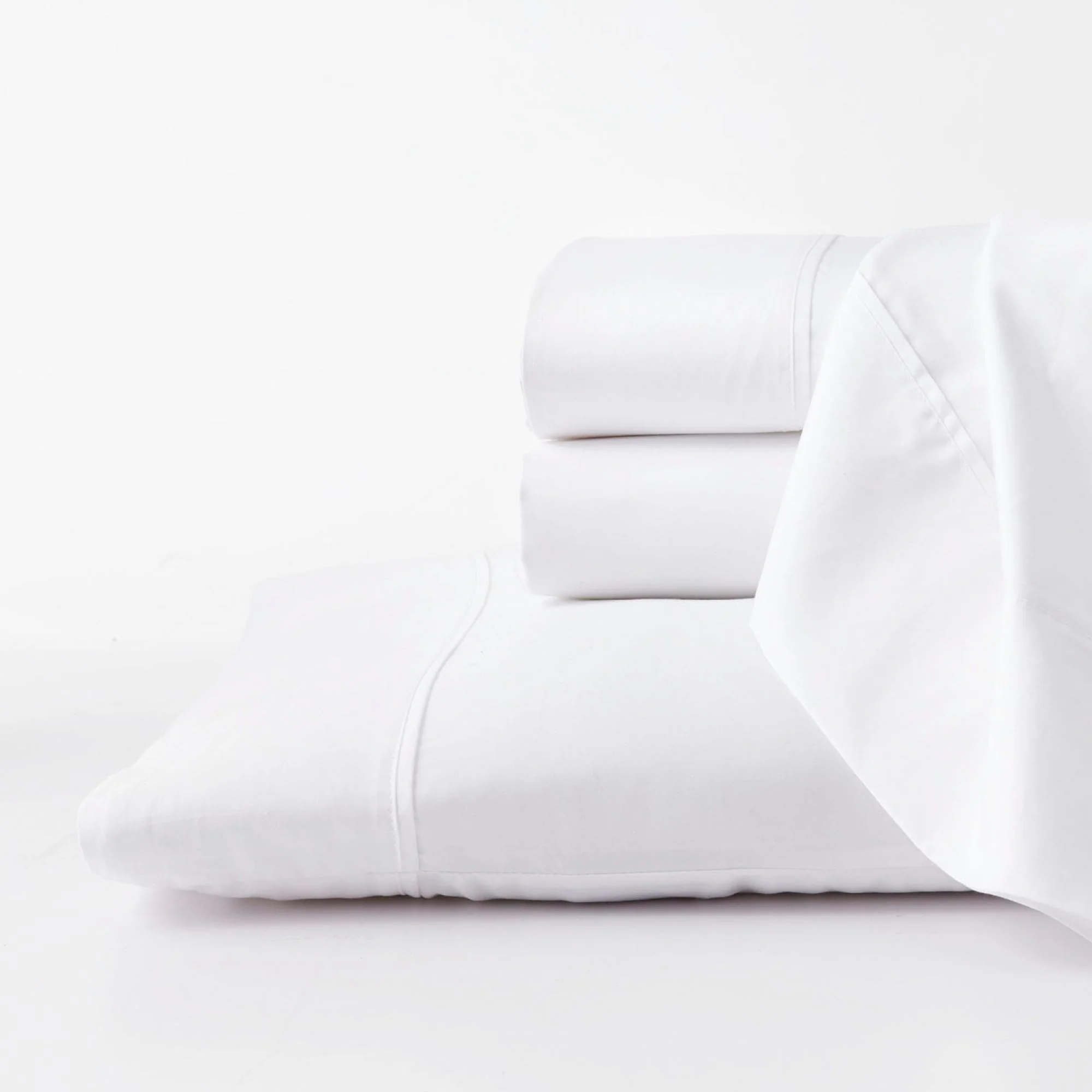 Sheet Set Luxurious Supima, Wrinkle Resistant, Breathable, With 2 Ghostgrip Band