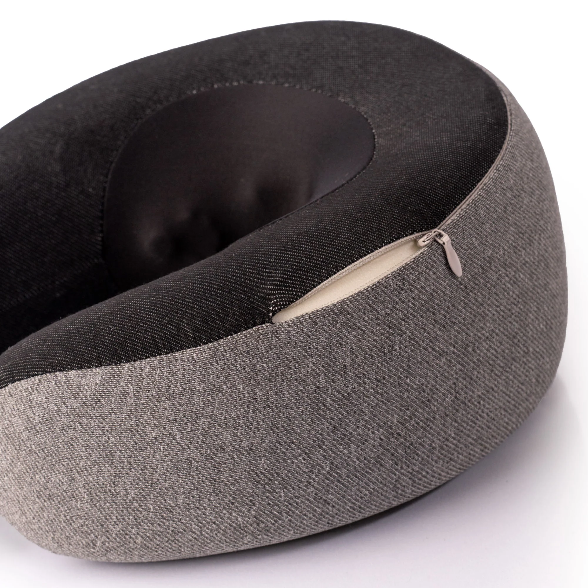 8748-shiatsu-neck-massage-pillow-with-infrared-heat-therapy-foam-gray-2.webp Shiatsu Neck Massage Pillow With Infrared Heat Therapy Foam - Gray