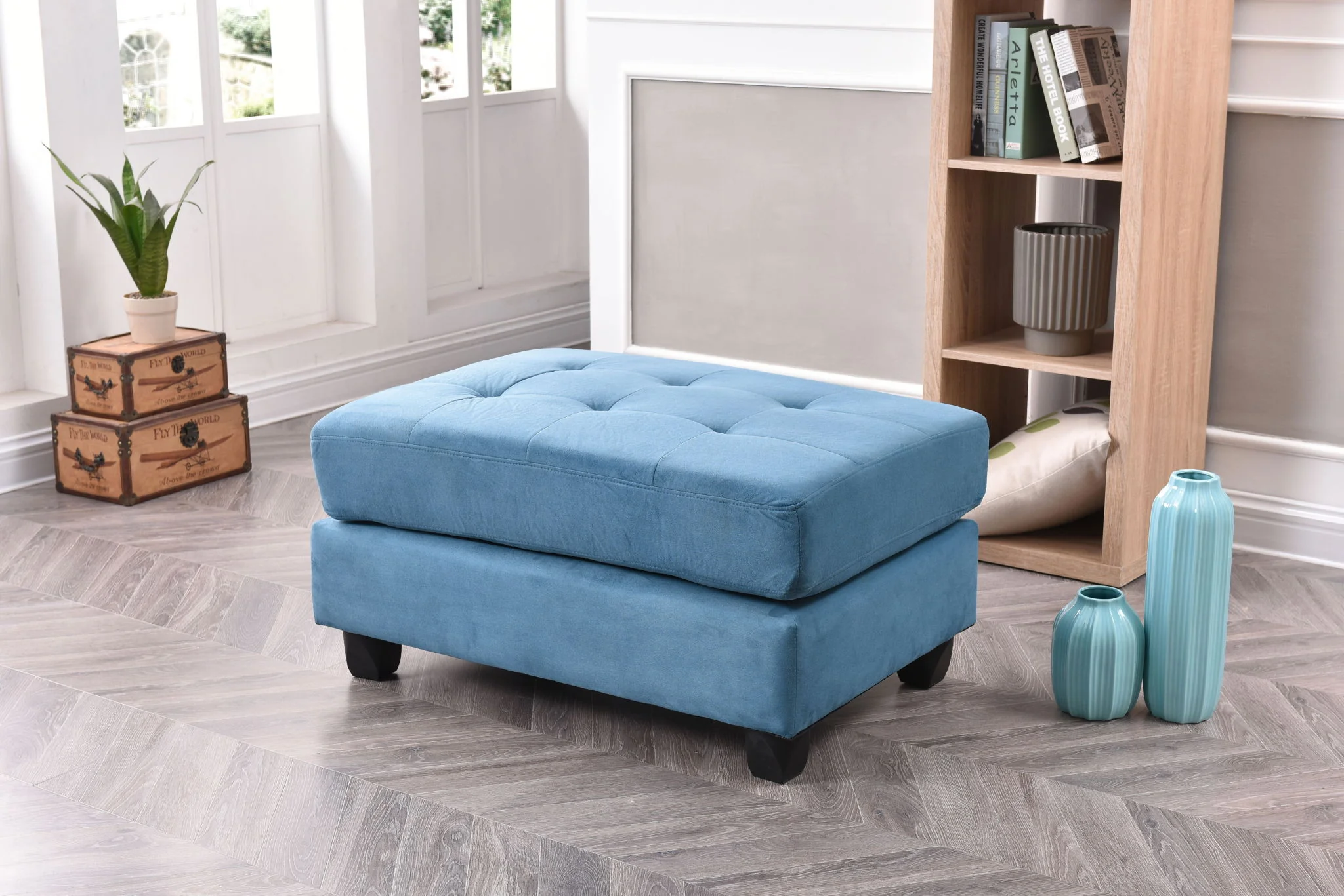8912-chic-contemporary-ottoman-6.webp Chic Contemporary Ottoman