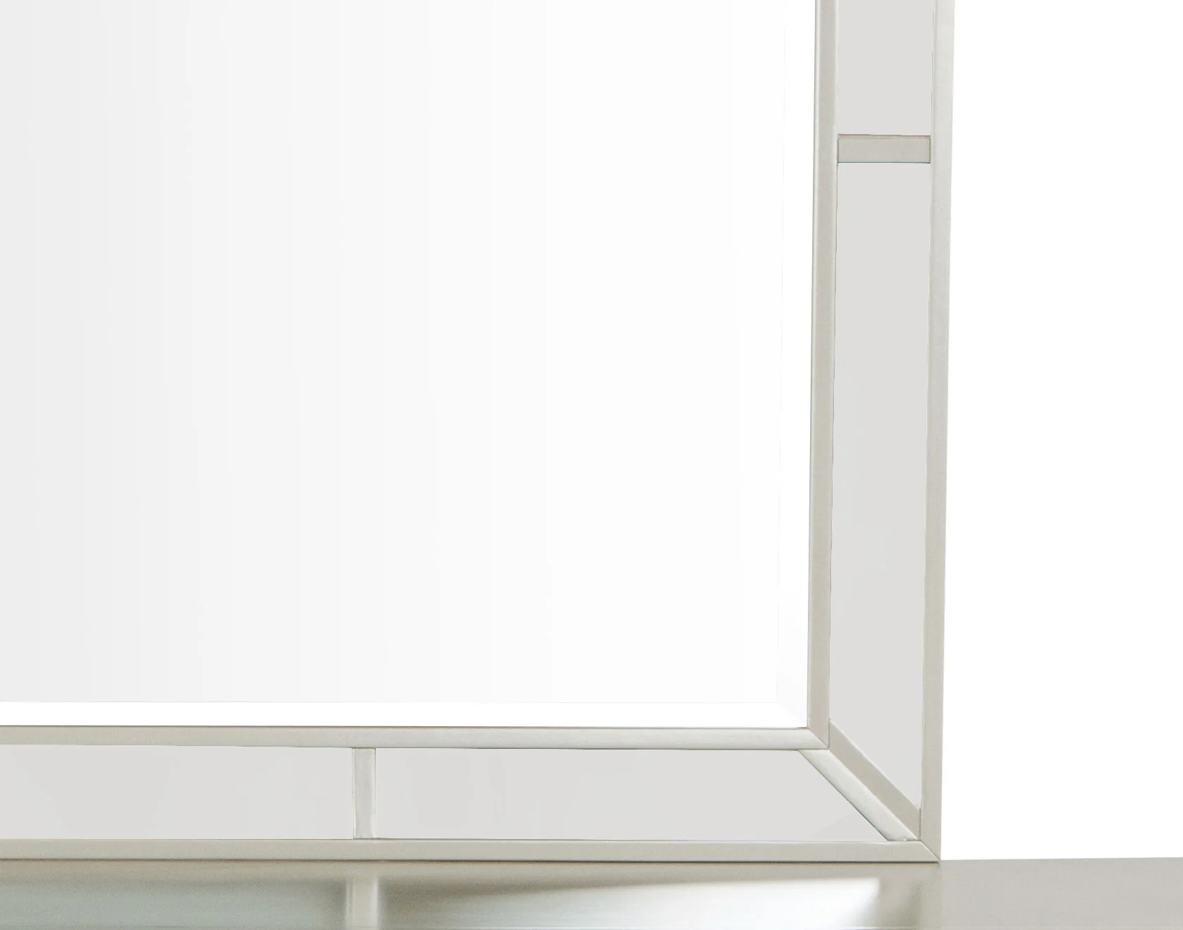 9031-elegant-contemporary-mirror-11.webp Elegant Contemporary Mirror